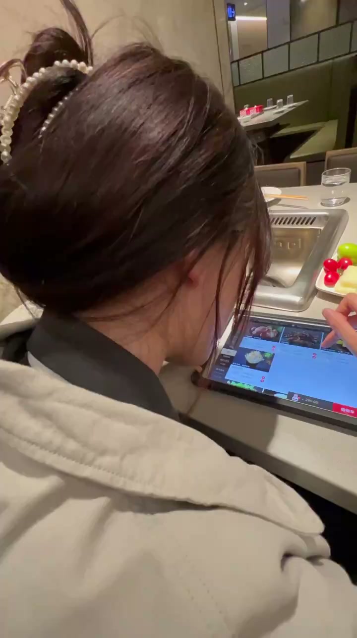 内射....这个妹妹的身材是真的很好，太能娇喘了声音是我最喜欢得类型了，夹得又紧 真是没多久我就缴枪了 图片 1